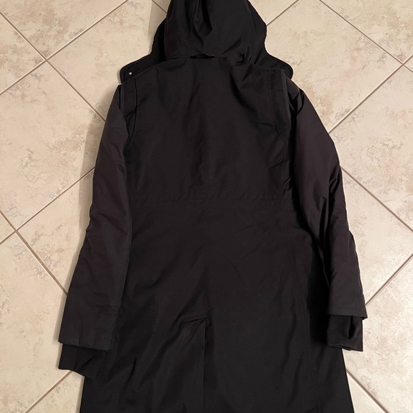 SOLD Lululemon Winter Coat - Picture 2 of 6